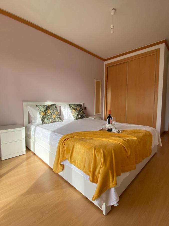 Appartamento Apartamento Rua Do Sol By Localhosting Albufeira Esterno foto