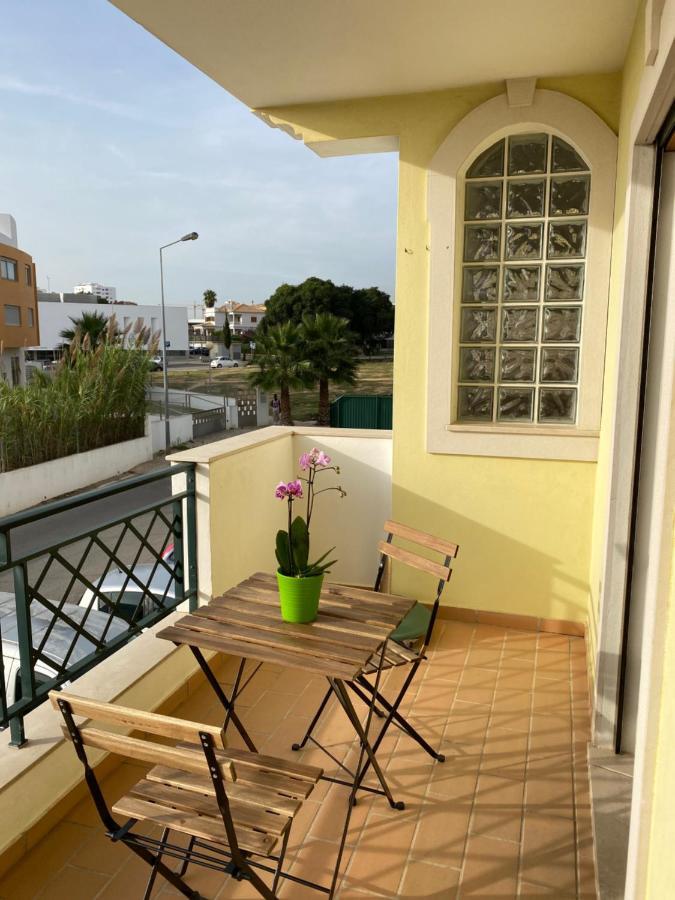 Appartamento Apartamento Rua Do Sol By Localhosting Albufeira Esterno foto